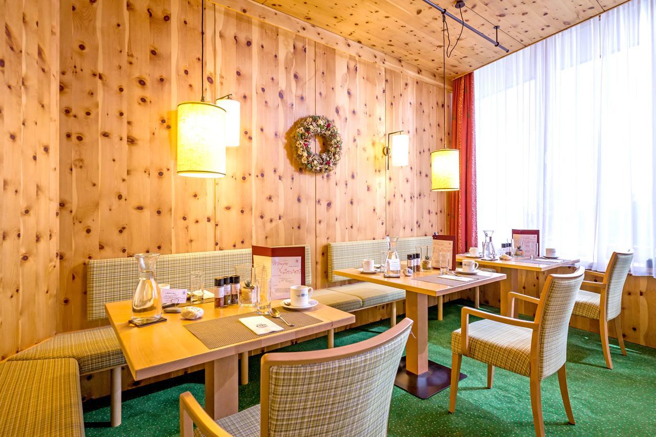 Vivea Gesundheitshotel Bad Goisern Eksteriør billede